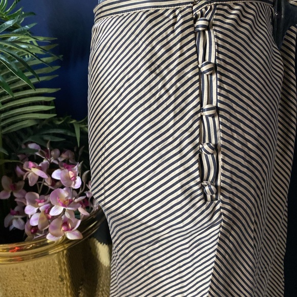 CLIFFORD & WILLS VINTAGE 100% SILK SKIRT 10 NWOT - Picture 3 of 10